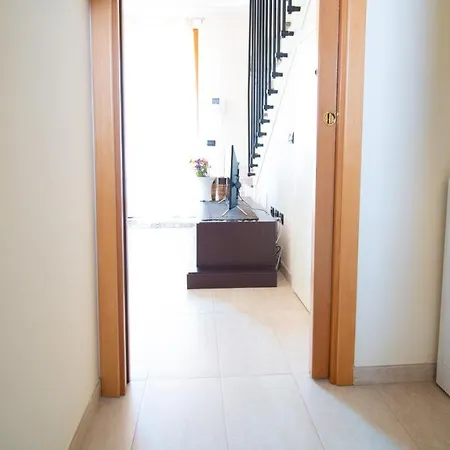 Апартаменты La Dimora Del Mare - Beachstay *